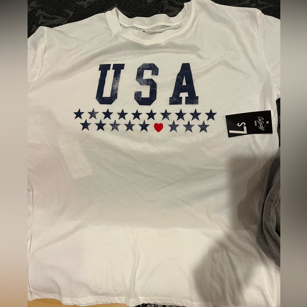 Tees 🇺🇸 - Picture 4 of 5